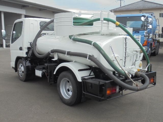 Mitsubishi CANTER 2004-06 7556-4