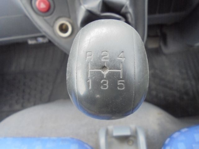 Mitsubishi CANTER 2004-06 7556-13