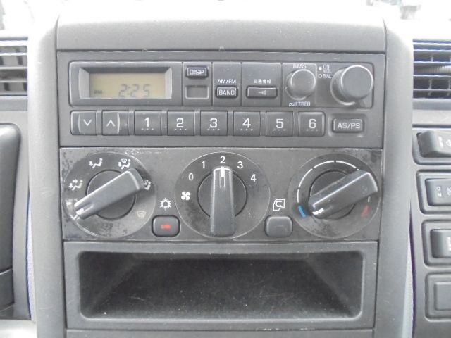 Mitsubishi CANTER 2004-06 7556-14