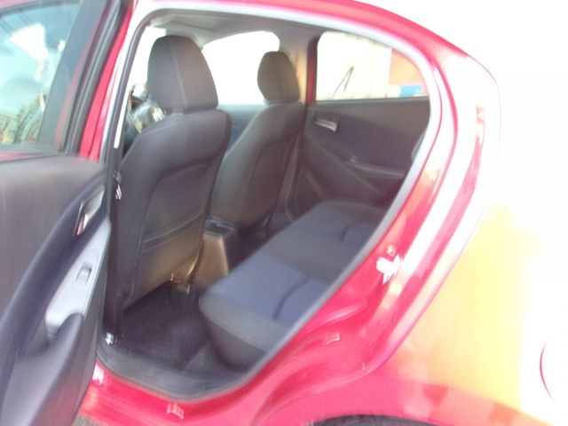 Mazda DEMIO 2015-01 27833-9