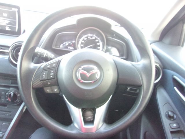 Mazda DEMIO 2015-01 27833-4