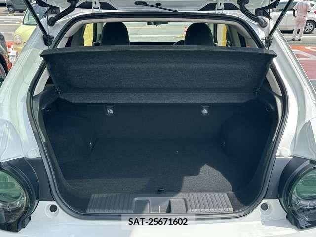 Honda e 2021-02 326692-7