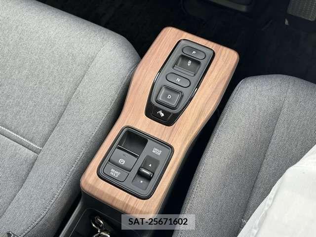 Honda e 2021-02 326692-16