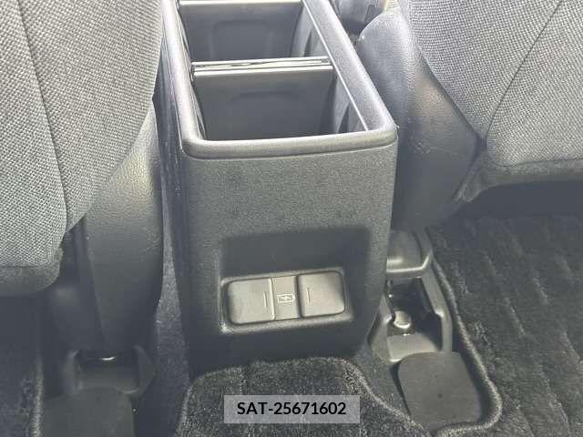 Honda e 2021-02 326692-6