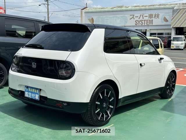Honda e 2021-02 326692-9