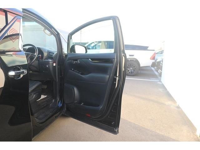 Toyota ALPHARD 2018-09 188404-7