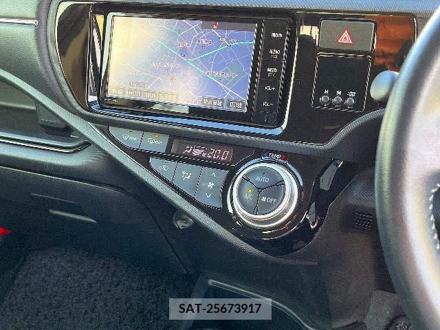 Toyota AQUA 2015-06 260606-14