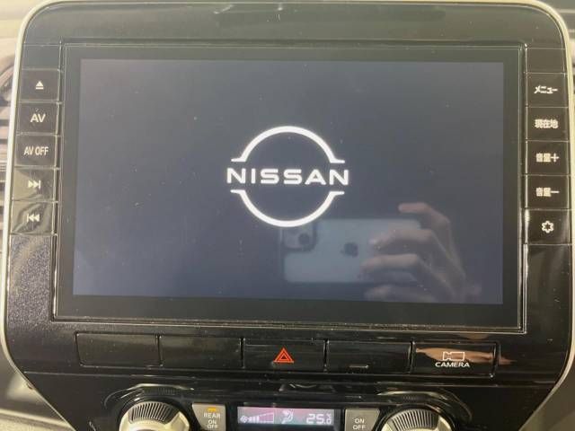 Nissan SERENA 2022-01 196807-2
