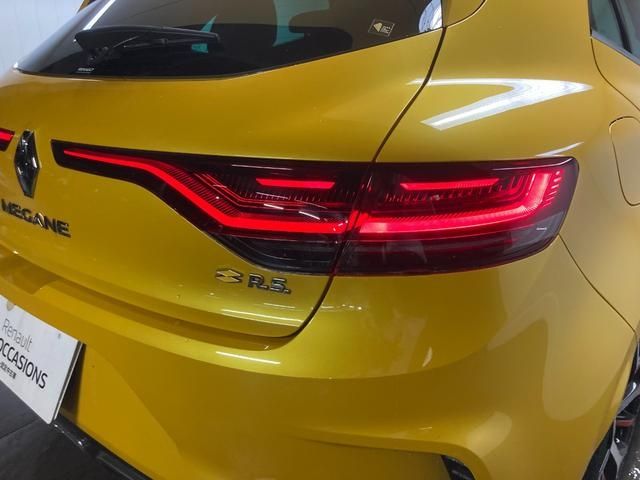 Renault MEGANE 2022-07 13729-8