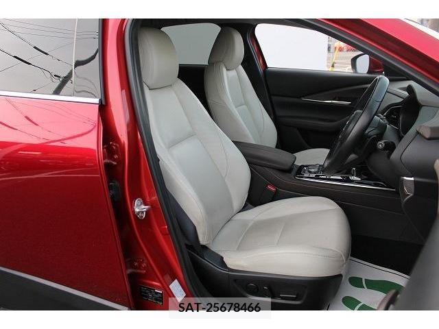 Mazda CX-30 2020-01 211834-12
