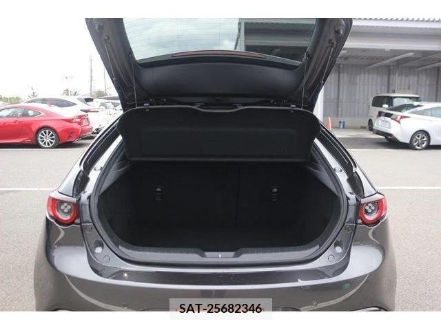 Mazda MAZDA3 2019-09 235970-9