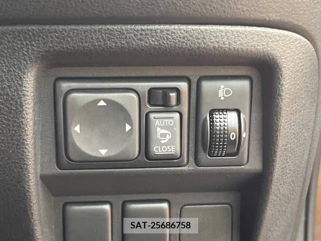 Nissan JUKE 2012-07 382122-7