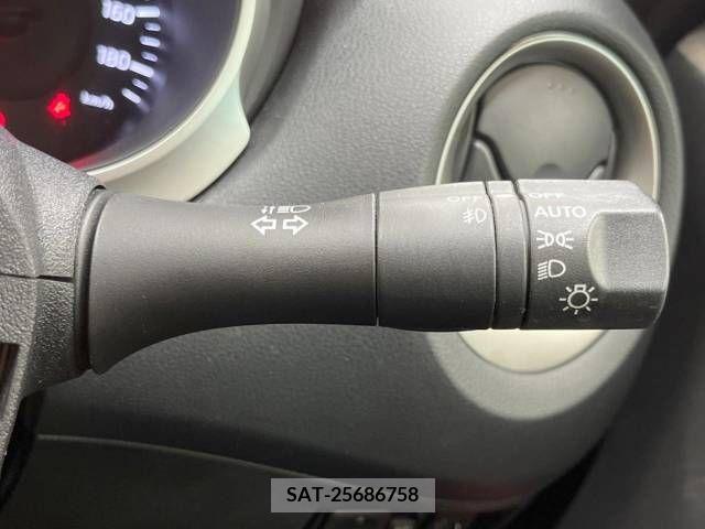 Nissan JUKE 2012-07 382122-6