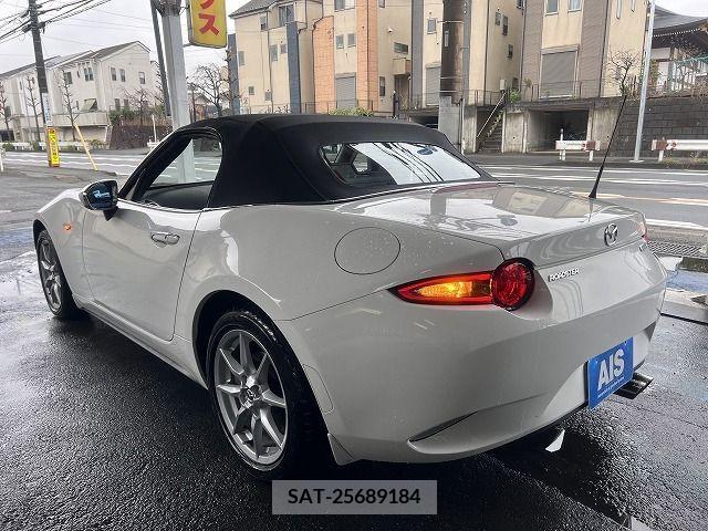 Mazda ROADSTER 2015-05 241359-2