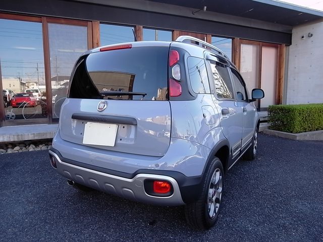 Fiat PANDA 2021-07 7551-1