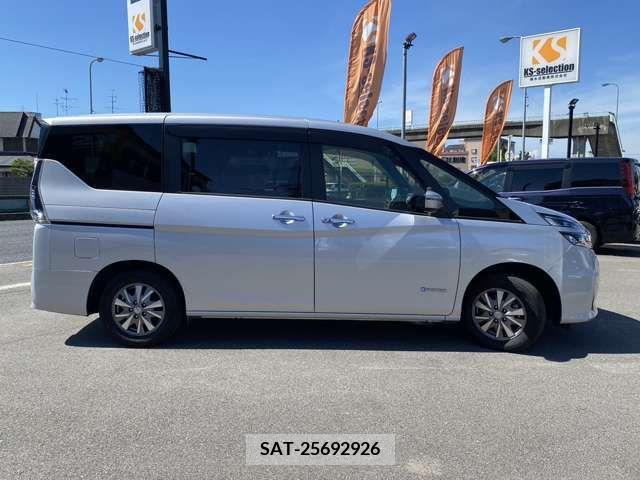 Nissan SERENA 2019-05 354968-5