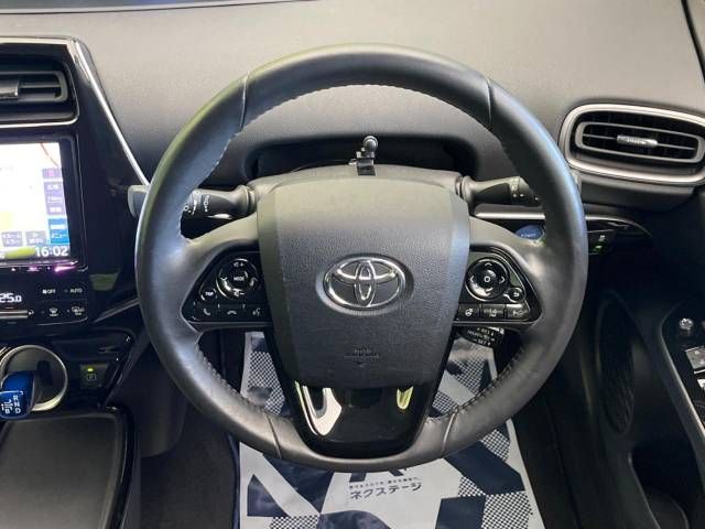 Toyota PRIUS PHV 2020-04 192881-11