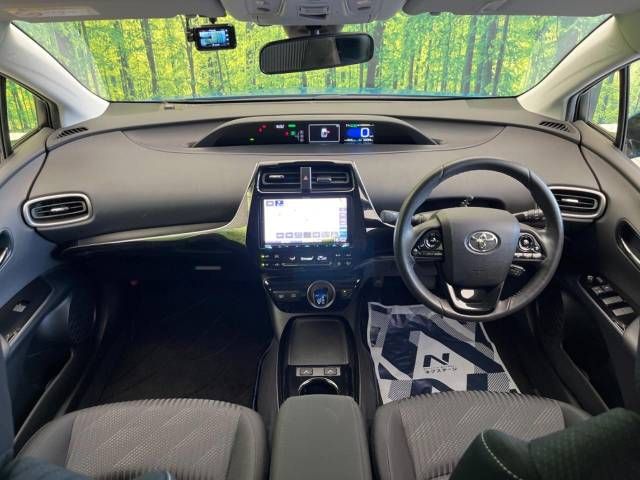 Toyota PRIUS PHV 2020-04 192881-1