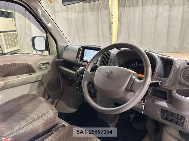 Suzuki EVERY 2019-01 297429-12