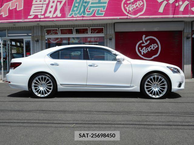 Lexus LS 2013-06 276653-5