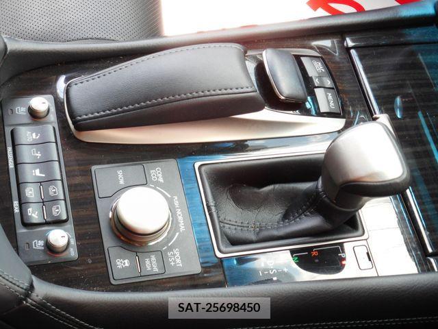 Lexus LS 2013-06 276653-16