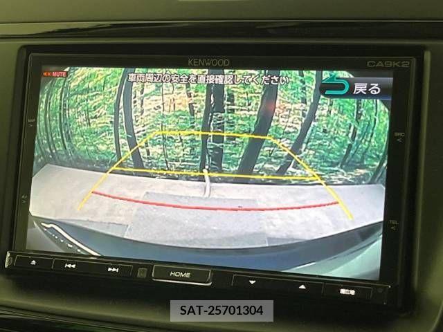 Mazda PREMACY 2013-12 281666-2