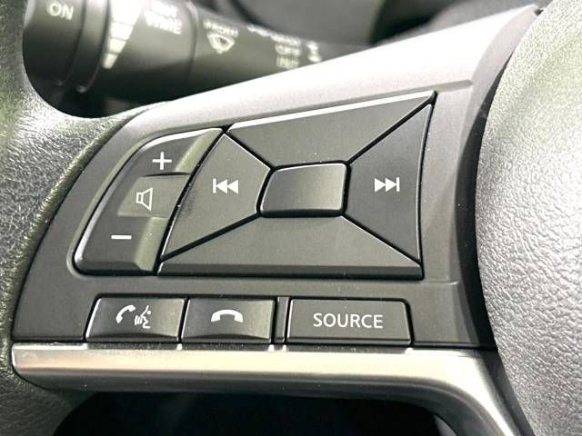 Nissan NOTE 2017-03 188599-4
