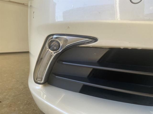 Lexus LS 2015-01 27951-11