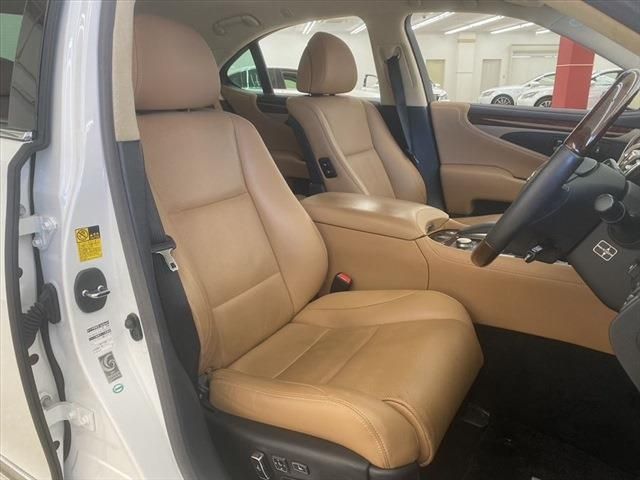 Lexus LS 2015-01 27951-19