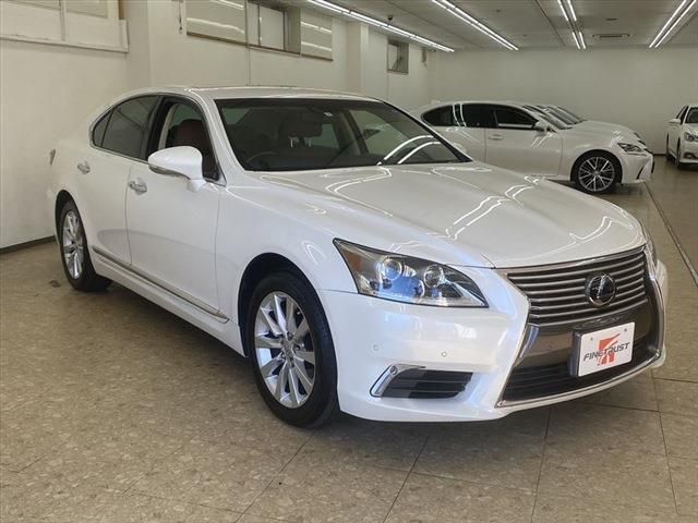 Lexus LS 2015-01 27951-2