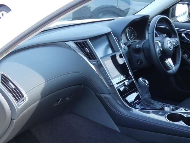 Nissan SKYLINE 2019-01 996-1