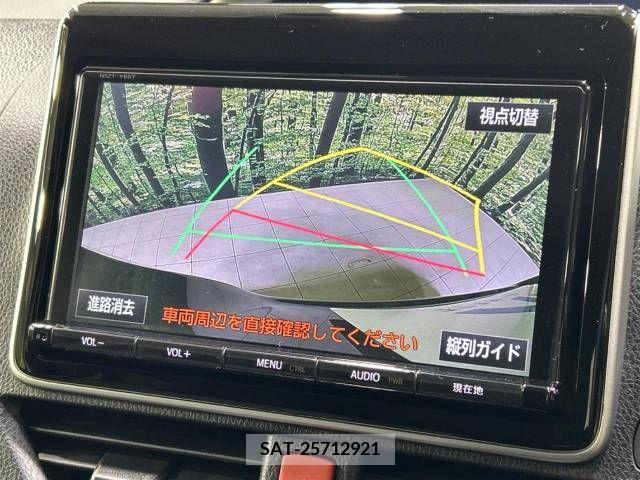 Toyota VOXY 2017-02 321477-4