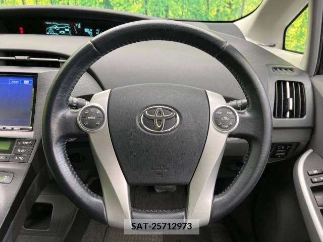 Toyota PRIUS 2010-12 257329-11