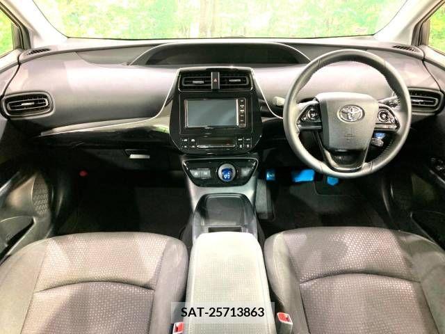 Toyota PRIUS 2021-06 383778-1