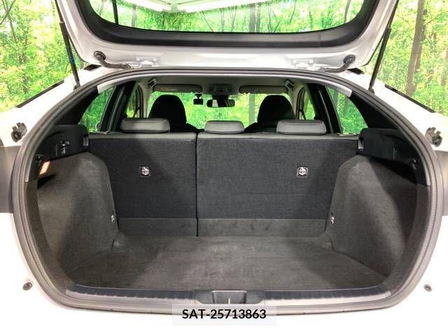 Toyota PRIUS 2021-06 383778-10