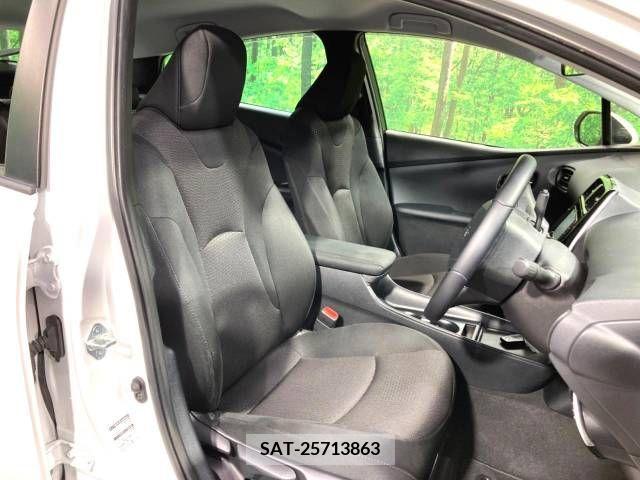 Toyota PRIUS 2021-06 383778-8