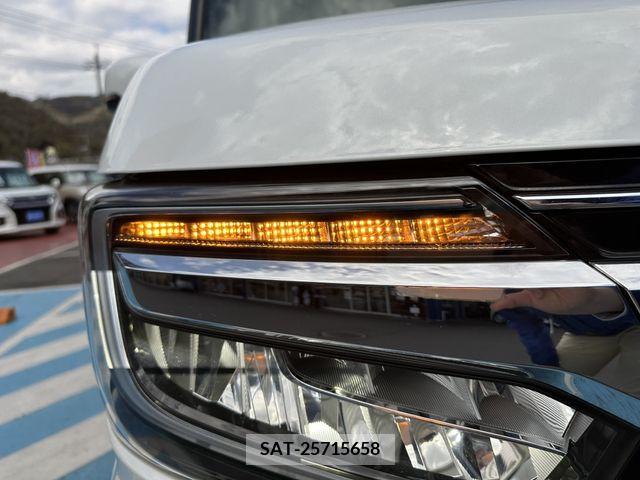 Honda N BOX CUSTOM 2019-04 209367-14