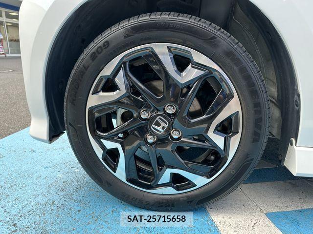 Honda N BOX CUSTOM 2019-04 209367-8