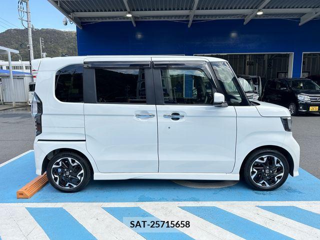 Honda N BOX CUSTOM 2019-04 209367-3