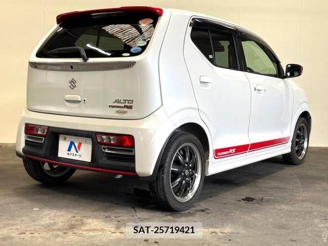 Suzuki ALTO 2015-09 389140-17