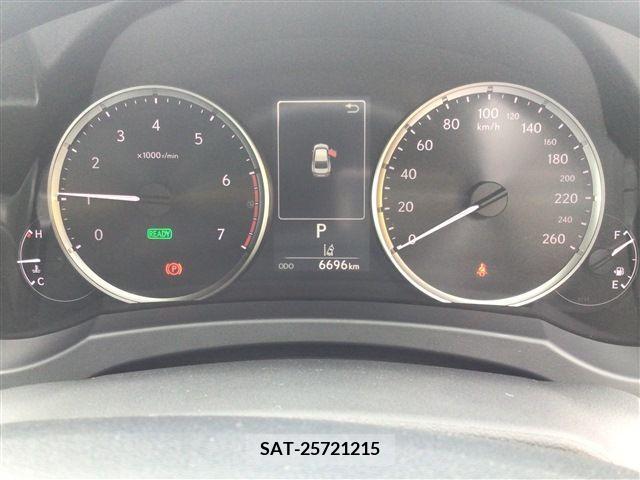 Lexus IS 2023-03 354002-16