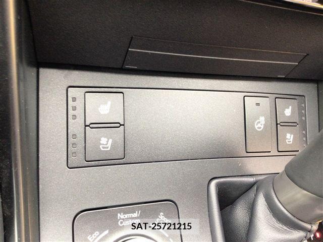 Lexus IS 2023-03 354002-27