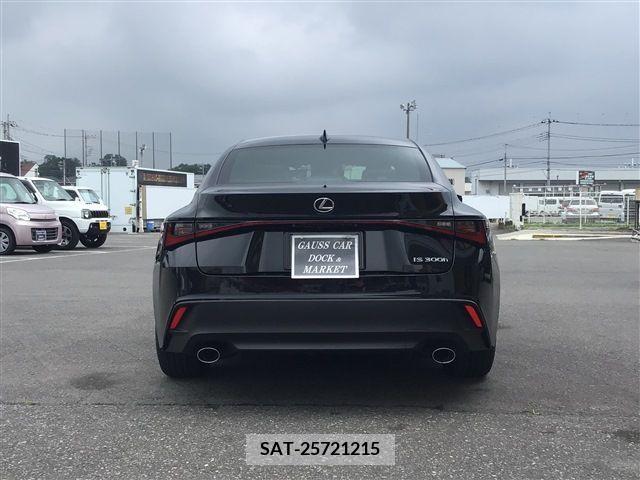 Lexus IS 2023-03 354002-6