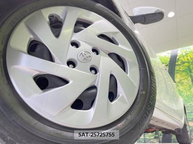 Toyota AQUA 2017-10 260673-13