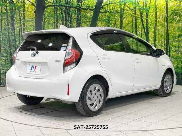 Toyota AQUA 2017-10 260673-17