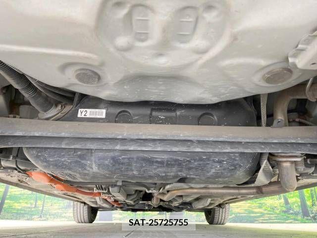 Toyota AQUA 2017-10 260673-19