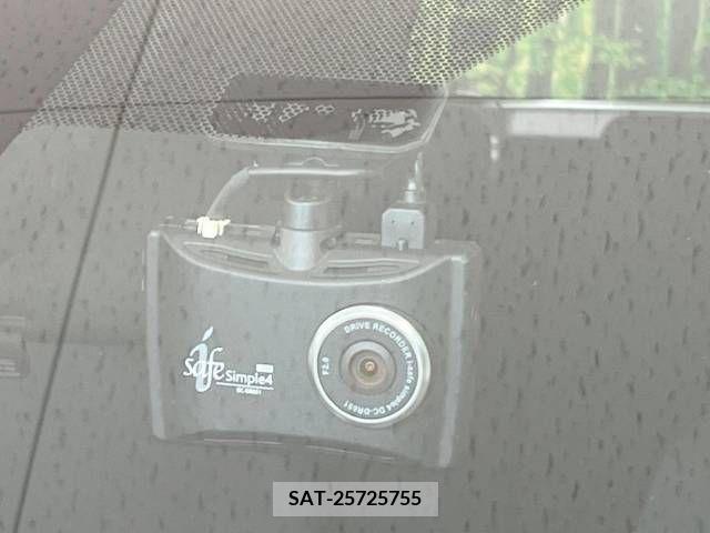 Toyota AQUA 2017-10 260673-7