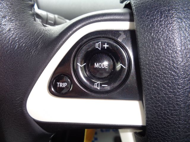 Toyota PRIUS 2017-02 8287-14