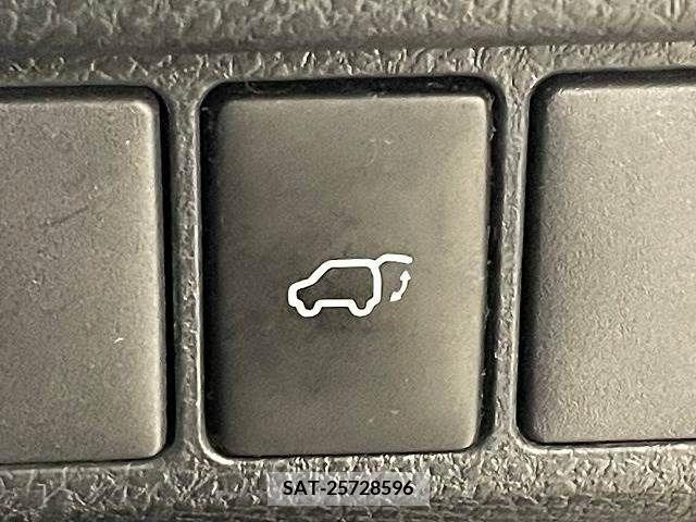 Toyota HARRIER 2015-09 331333-6