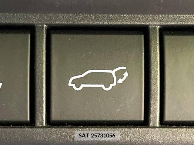 Toyota PRIUS 2023-04 313485-7